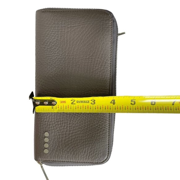 Tod's Italy Pebbled Gray Leather Ziparound Continental Wallet XAMLCTA0400EPTB408 - Picture 8 of 11